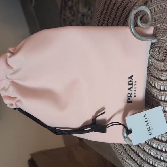 NWT Prada Reversible Drawstring Piuch - Picture 4 of 4